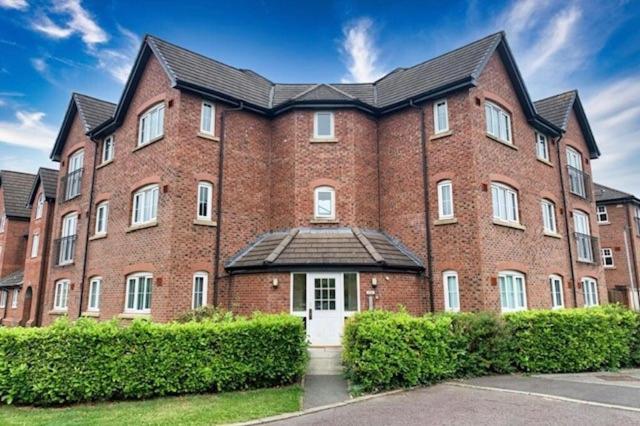 Warrington Apartment Great Sankey Dış mekan fotoğraf